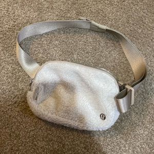 Lululemon Belt Bag furry